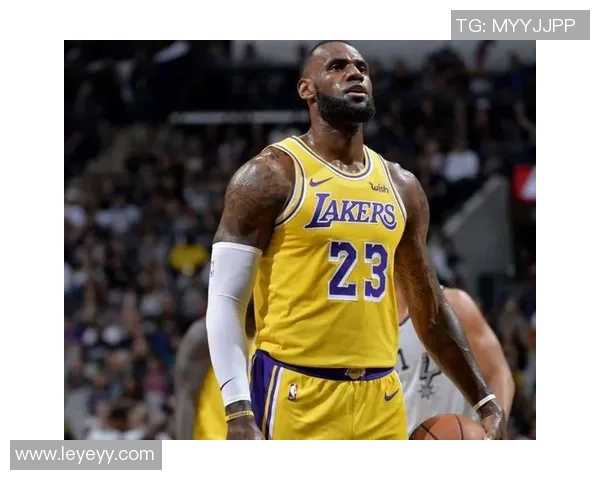 马威谈球队阵容构建理念:每个球员都有独特价值与贡献与以往不同 马威谈球队阵容构建理念:每个球员都有独特价值与贡献与以往不同